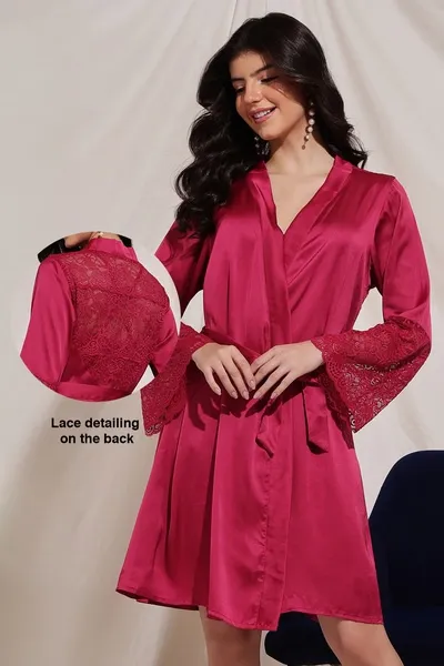 Chic Basic Robe in Lilac - Satin & Lace