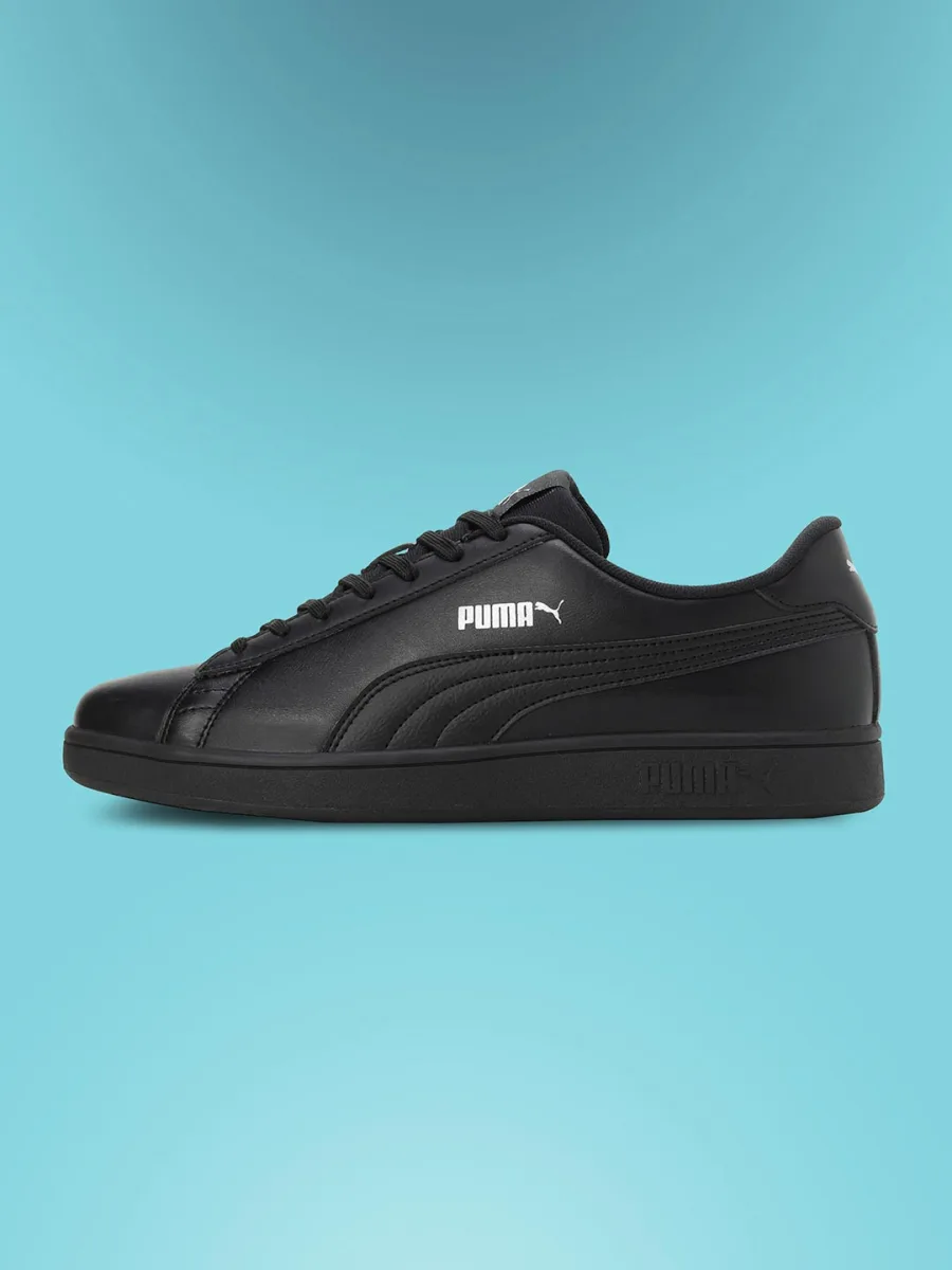 Black Classic Sneakers